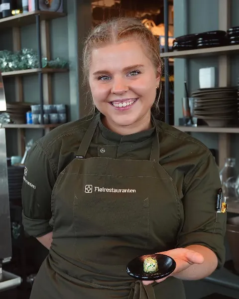 Hipp hipp hurra! 🥳 Andrea gikk helt til topps i Pals Callebaut Challenge med denne lekre konfekten 🤎 Og det beste? Fremover finner du den…