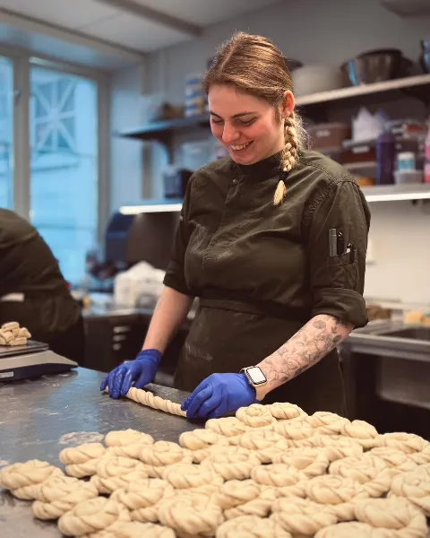 Vi snurrer og snurrer... og resultatet finner du i Fløistuen kafé 🤎